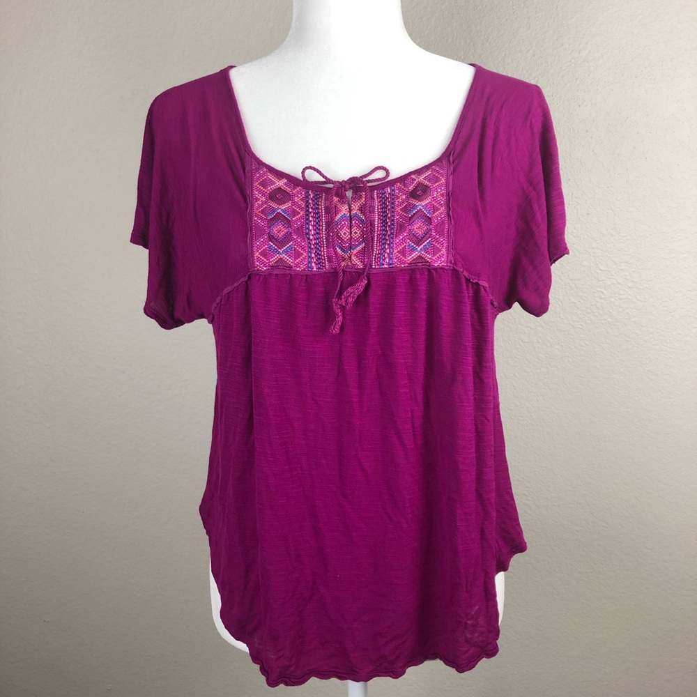 American Eagle Purple Short Sleeve Keyhole Blouse